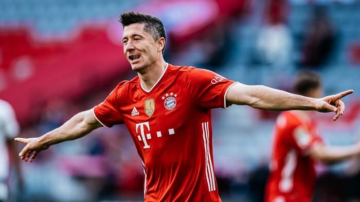 Robert Lewandowski dù đã bước sang tuổi 30 nhưng vẫn giữ vững phong độ