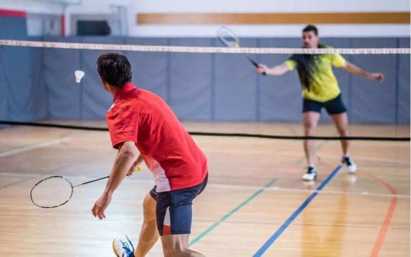 tim hieu luat cau long moi nhat theo chuan bwf tu co ban den nang cao