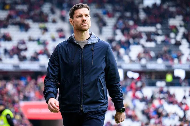So với các HLV gần đây, Xabi Alonso được chờ đợi nhờ tư duy hiện đại và khả năng xây dựng hệ thống dài hạn.